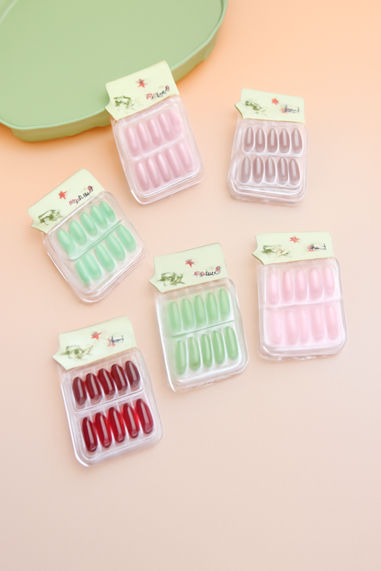 Gift Box Picture Frame Full‑Crystal Cat‑Eye Press‑On Nails
