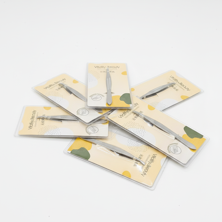 Flat Mouth Eyebrow Tweezer